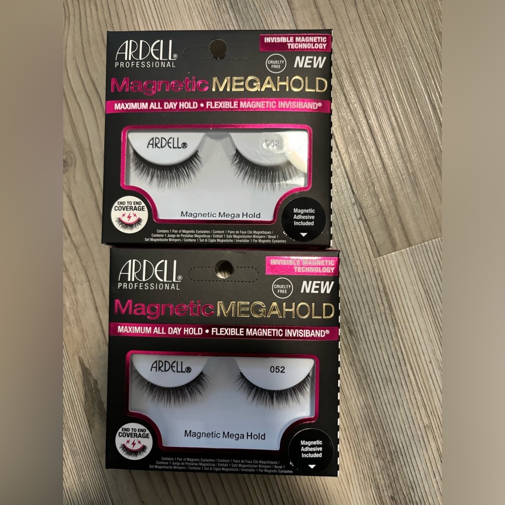 Ardell Professional Magnetic Lashes W/Magnetic Glue, #052 NIB, you get (2)